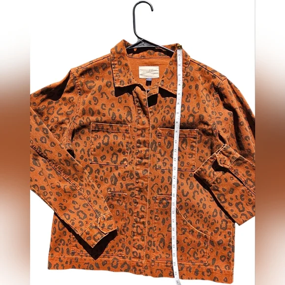 Universal Thread Orange Leopard Print Jean Jacket - Picture 3 of 7